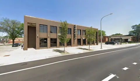 Chicago Office Building with Parking