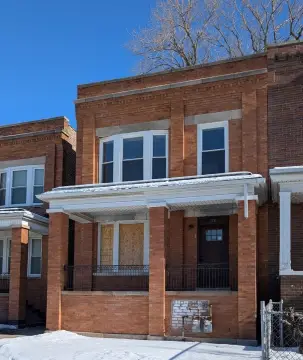 Rehabbed 2-Flat Building in Chicago