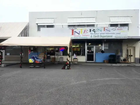 Mixed-Use Building with Rental Income