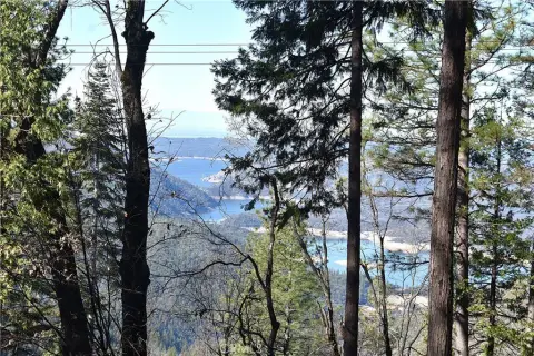 Oroville Land with Mountain Views