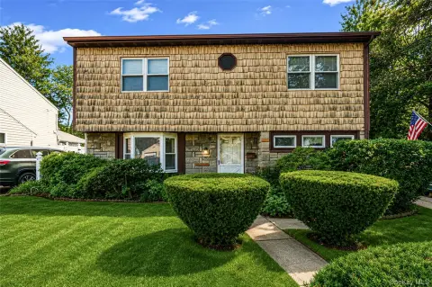Residential Income Duplex with Accessory Apartment