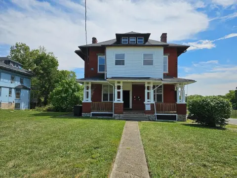 Four-Unit Brick Apartment Building