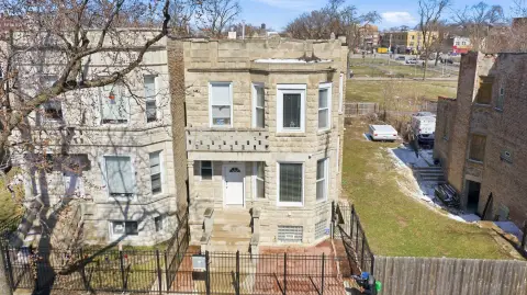 Chicago Greystone Multi-Unit Property