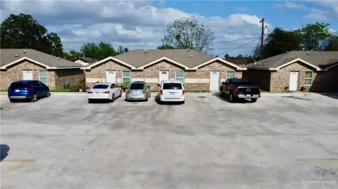 Newer Multifamily Property in Donna