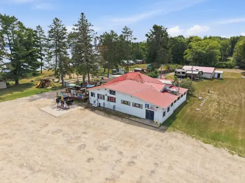 Lakefront Resort with RV Sites