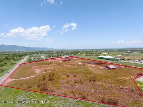 Commercial Land with Shop