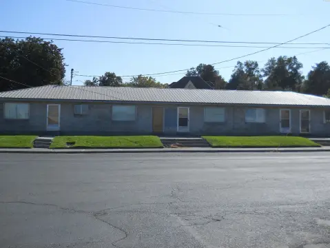 10-Unit Apartment Building