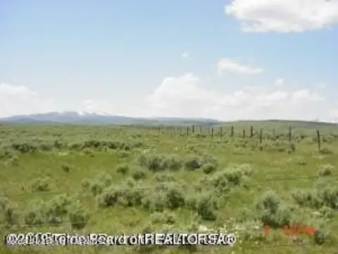40-Acre Hunting Land
