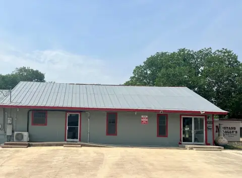 Kerrville Commercial Building For Sale