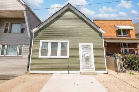 Tenant-Occupied Duplex