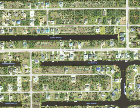 Waterfront Lot in South Gulf