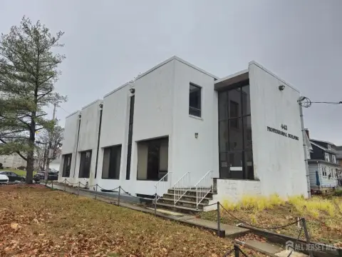 Roselle Park Office/Mixed-Use Building