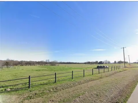 150 Acres Near Highway 31