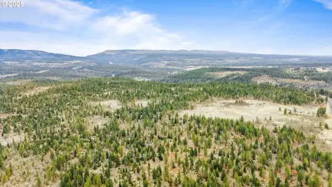 Expansive Acreage in Goldendale, WA