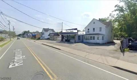 Turnkey Restaurant with Development Potential