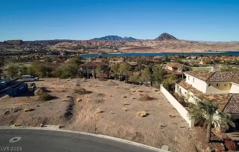 Henderson Land with Mountain Views