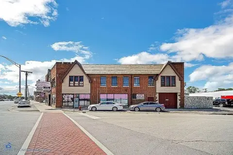 Historic Mixed-Use Building