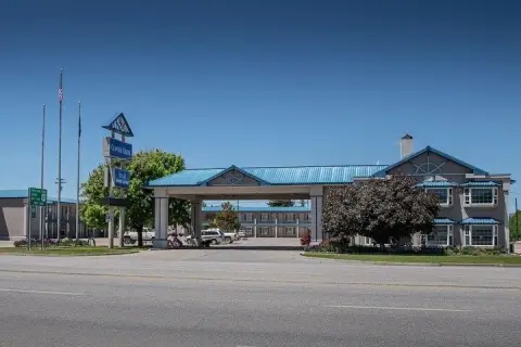 Clover Creek Inn Hospitality Property