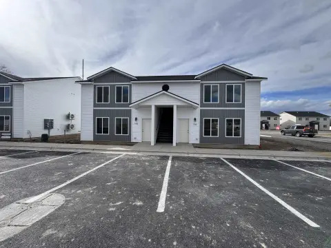 Chubbuck Fourplex: All Units Included