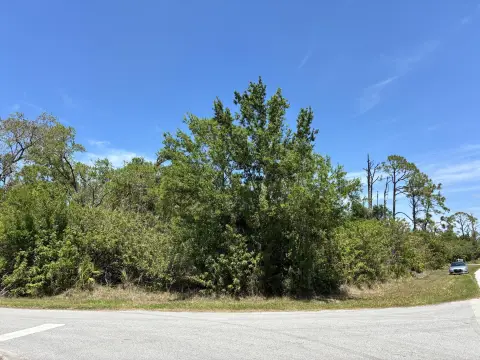 Port Charlotte Corner Land Opportunity