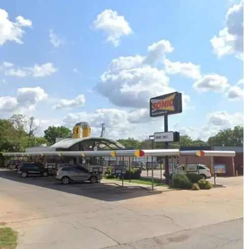 Commercial Building on Route 66