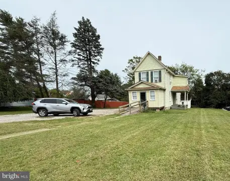 Versatile Commercial Property in Reisterstown
