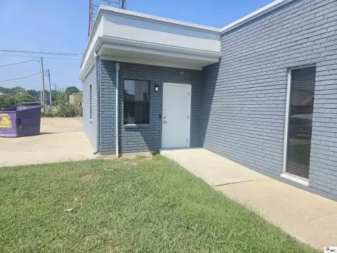 Office Suite with Reception and 4 Offices