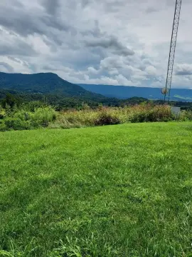 Unrestricted Lot Near Claypool Hill