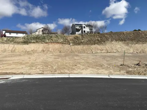 Residential Lot Near University Area