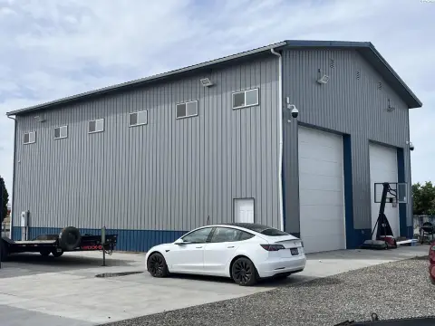 Standalone Warehouse with Truck Doors