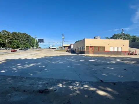 High-Traffic Commercial Opportunity in Danville