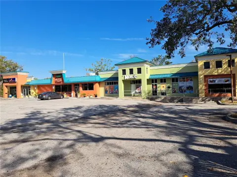 Shopping Center with Dual Access