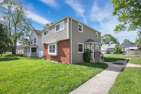 Updated Duplex with Full Basements