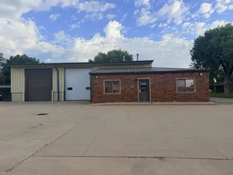 Flex Space with Drive-In Doors