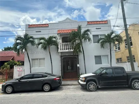 Renovated 8-Unit Apartment Building