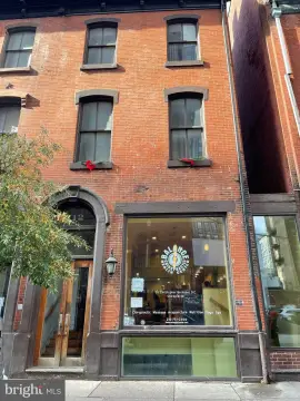 Rittenhouse Square Mixed-Use Investment
