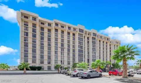 Las Vegas Condo with Amenities