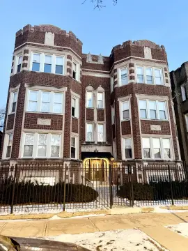 Six-Unit Multifamily Building with Central Air