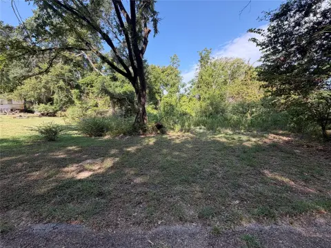 Deep-Water Waterfront Land