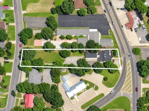 Office Building with Dual Street Access