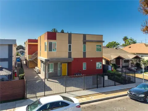 Four-Bedroom Triplex