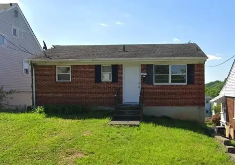 Roanoke Duplex with Rental Upside