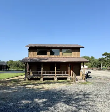 Office Unit with Highway Frontage