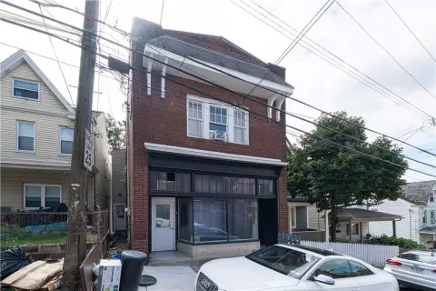 Brick Live-Work Space