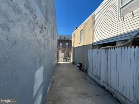 Vacant Lot in East Kensington