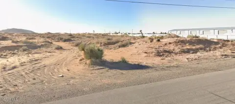 Expansive Land Parcel in El Paso