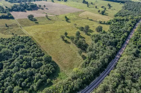 72+ Acre Farm on Route 66