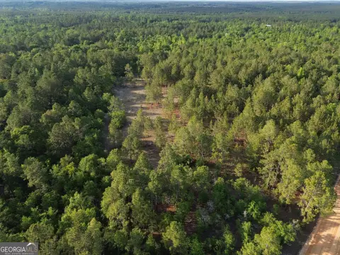 8 Acres Unrestricted Land