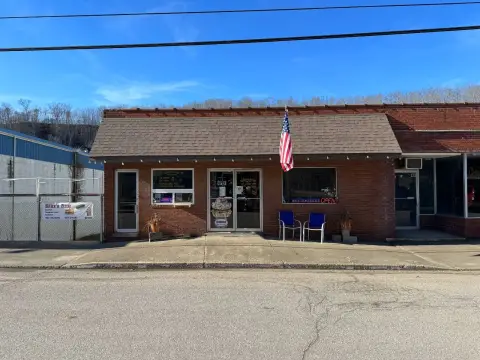 Commercial Building in Downtown Grantsville