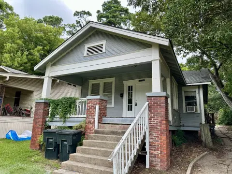 Updated Duplex With Two Vacant Units